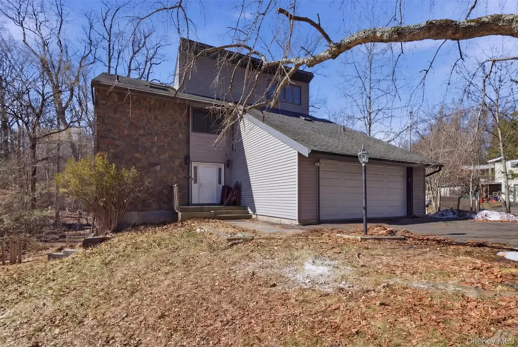 41 S Monsey Road Monsey NY 10952