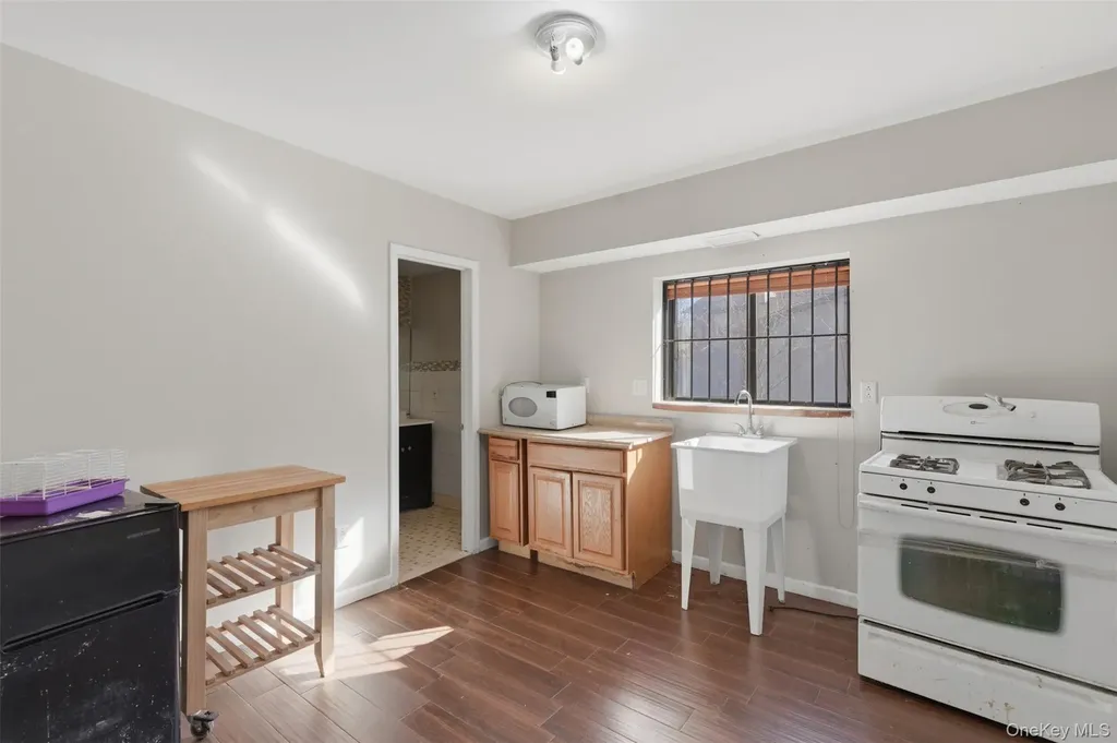 41 S Monsey Road Monsey NY 10952
