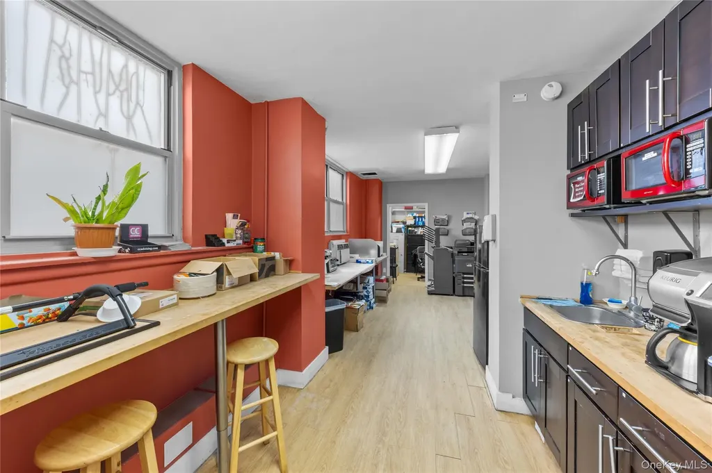 7150 Parsons Boulevard Flushing NY 11367