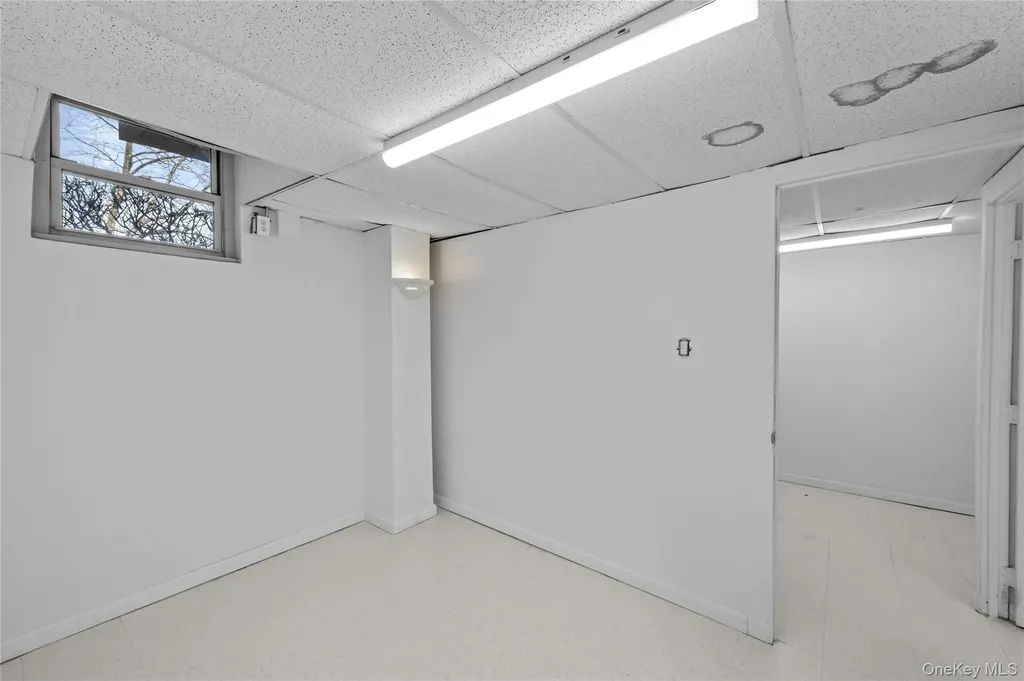 15611 Aguilar Avenue Flushing NY 11367