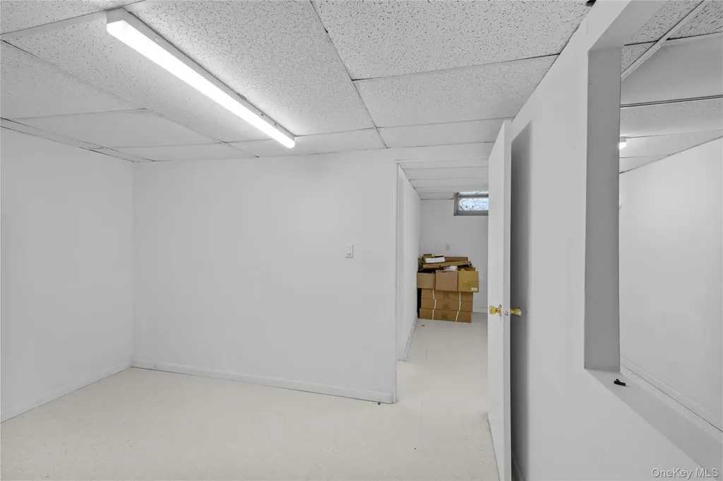 15611 Aguilar Avenue Flushing NY 11367