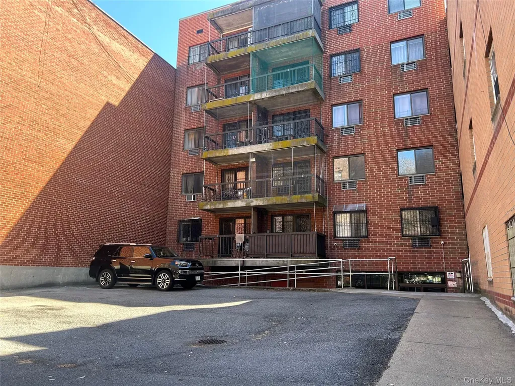 140-40 34th Avenue Flushing NY 11354