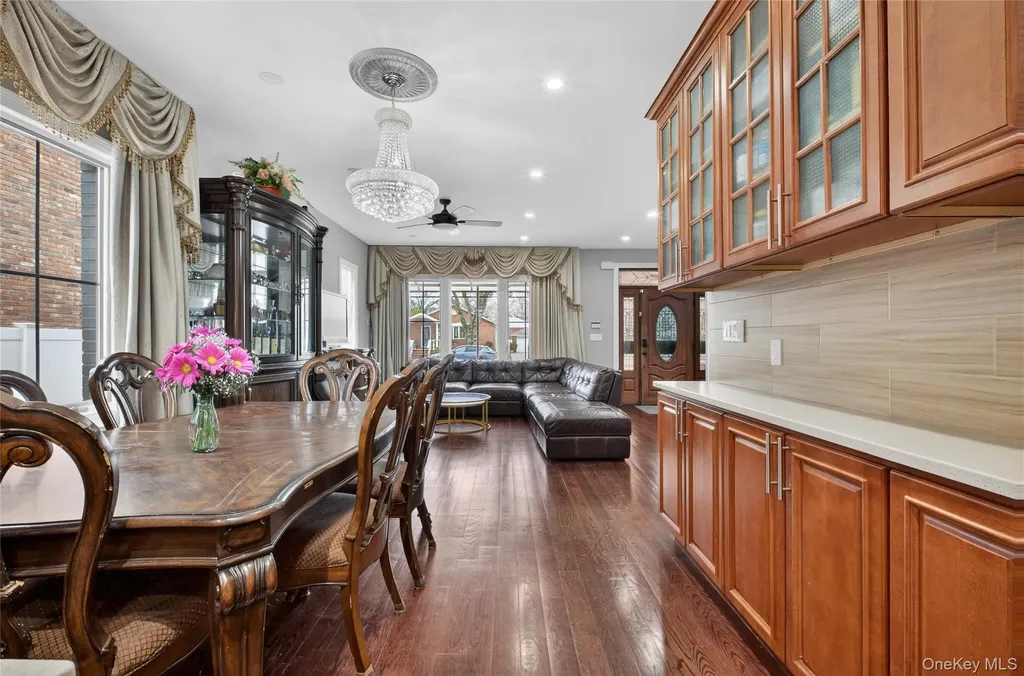 151-23 26th Avenue Flushing NY 11354