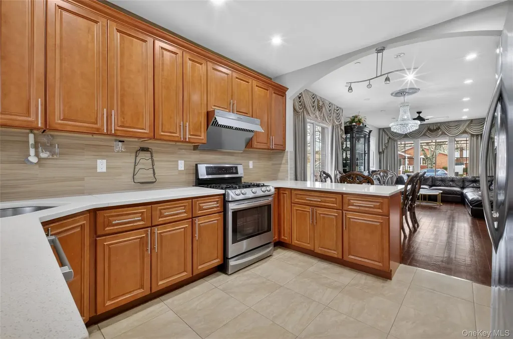151-23 26th Avenue Flushing NY 11354