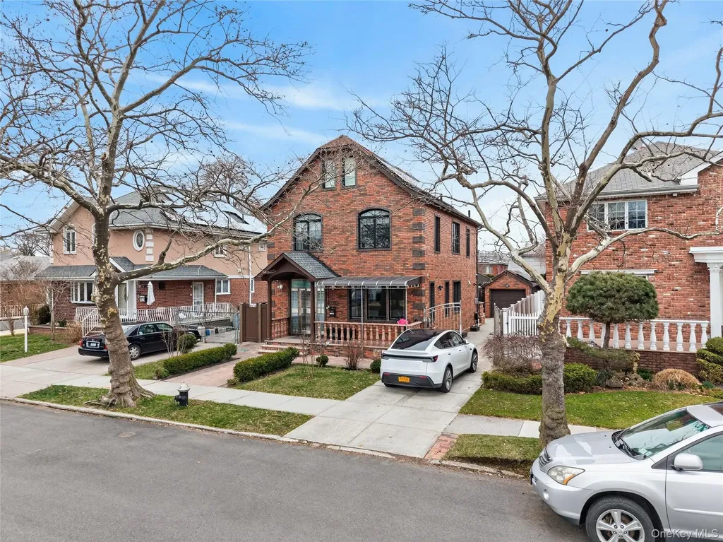 151-23 26th Avenue Flushing NY 11354
