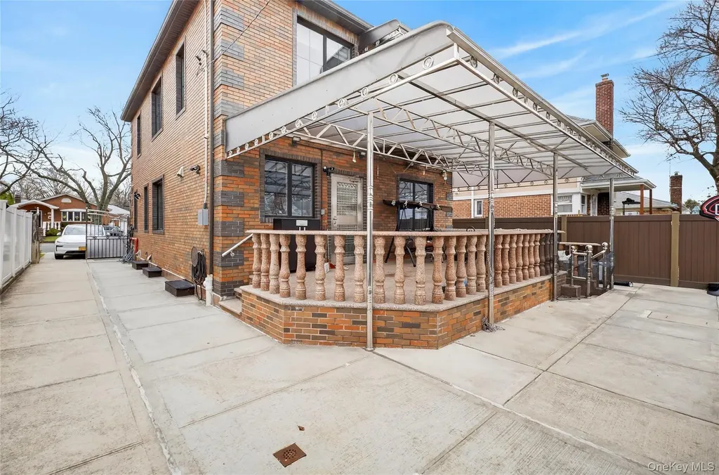 151-23 26th Avenue Flushing NY 11354