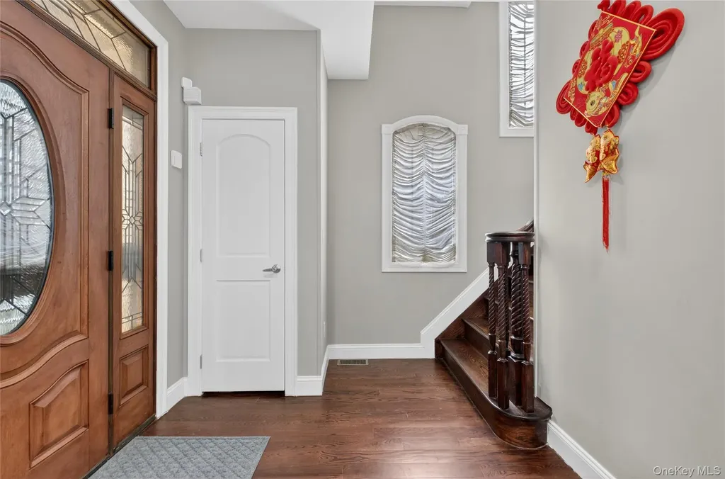 151-23 26th Avenue Flushing NY 11354