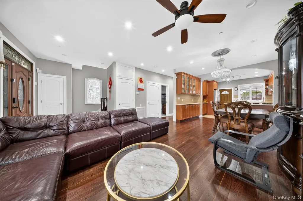151-23 26th Avenue Flushing NY 11354