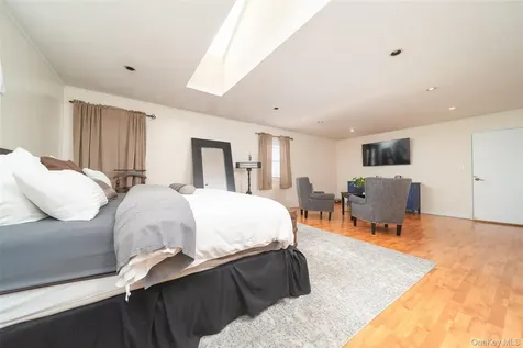 86-34 Francis Lewis Boulevard Holliswood NY 11432
