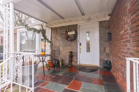 86-34 Francis Lewis Boulevard Holliswood NY 11432