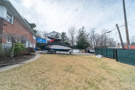 86-34 Francis Lewis Boulevard Holliswood NY 11432