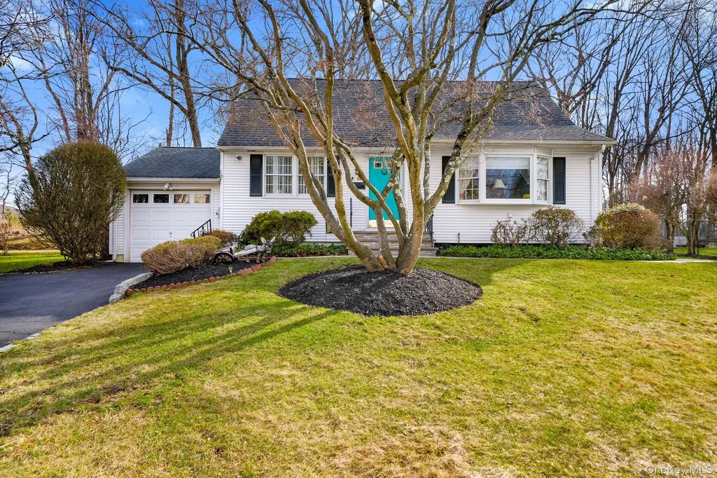54 Douglas Court Pearl River NY 10965