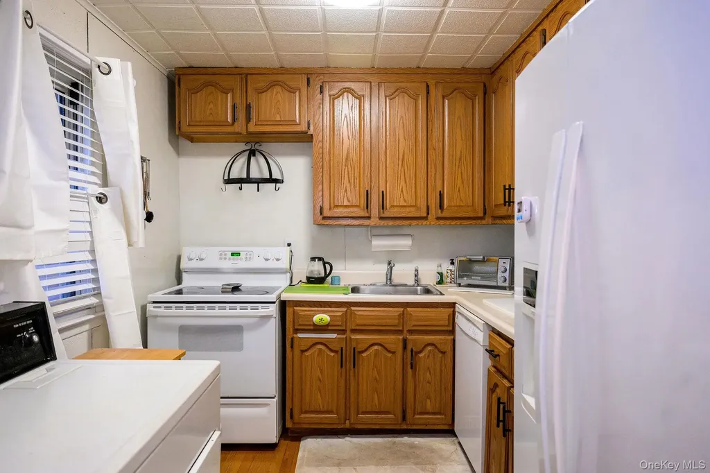 155 Charter Circle Ossining NY 10562