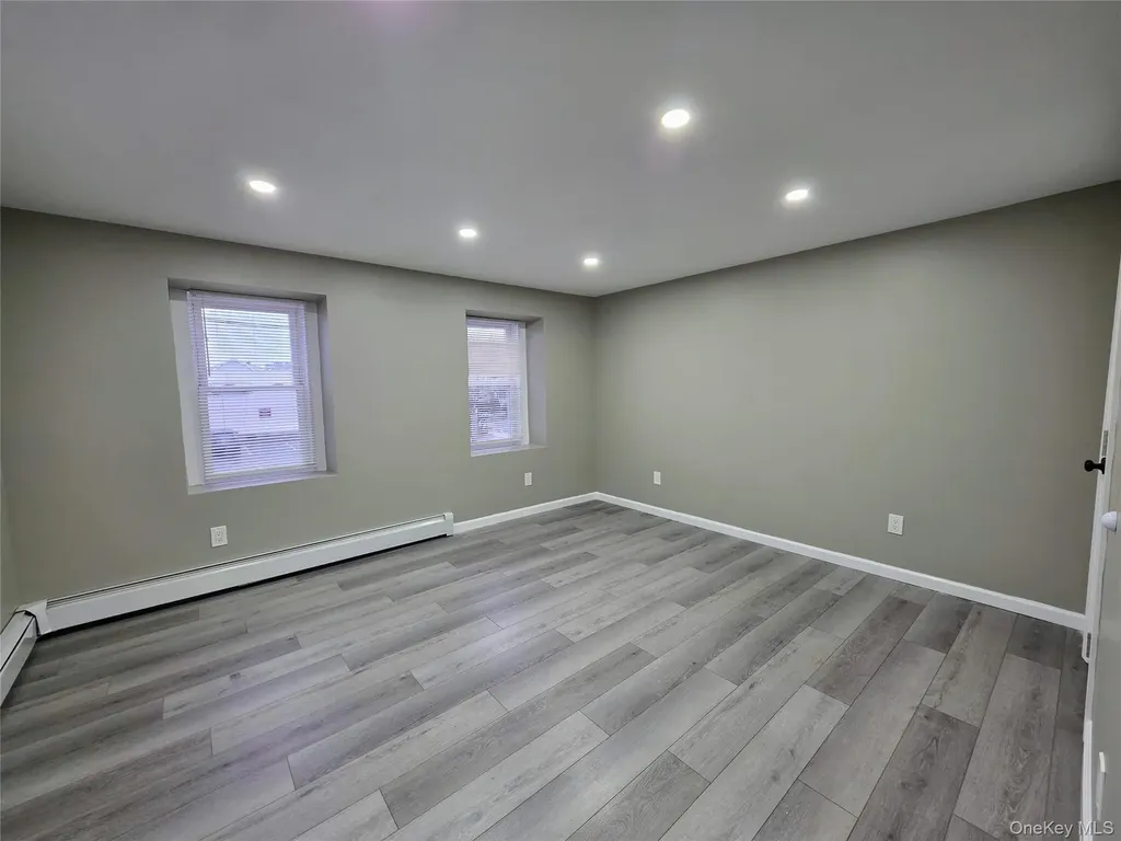 269 Willis Avenue Mineola NY 11501