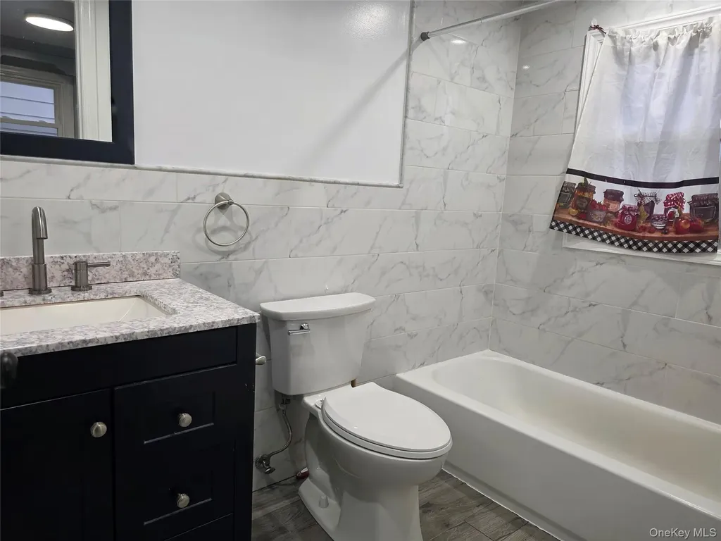 269 Willis Avenue Mineola NY 11501