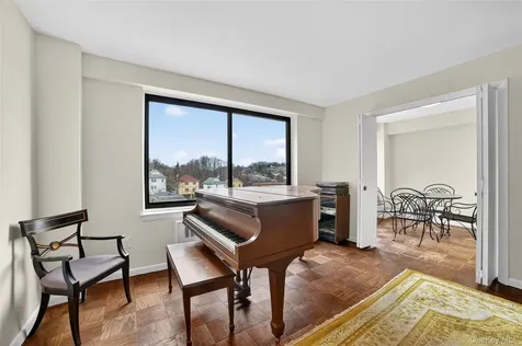 25 Lake Street White Plains NY 10603