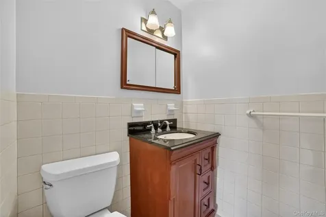 25 Lake Street White Plains NY 10603