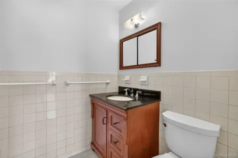 25 Lake Street White Plains NY 10603