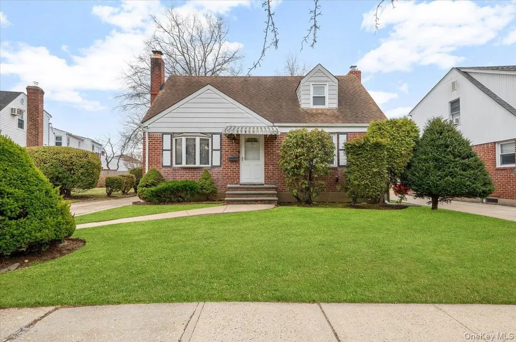 196 William Street Williston Park NY 11596