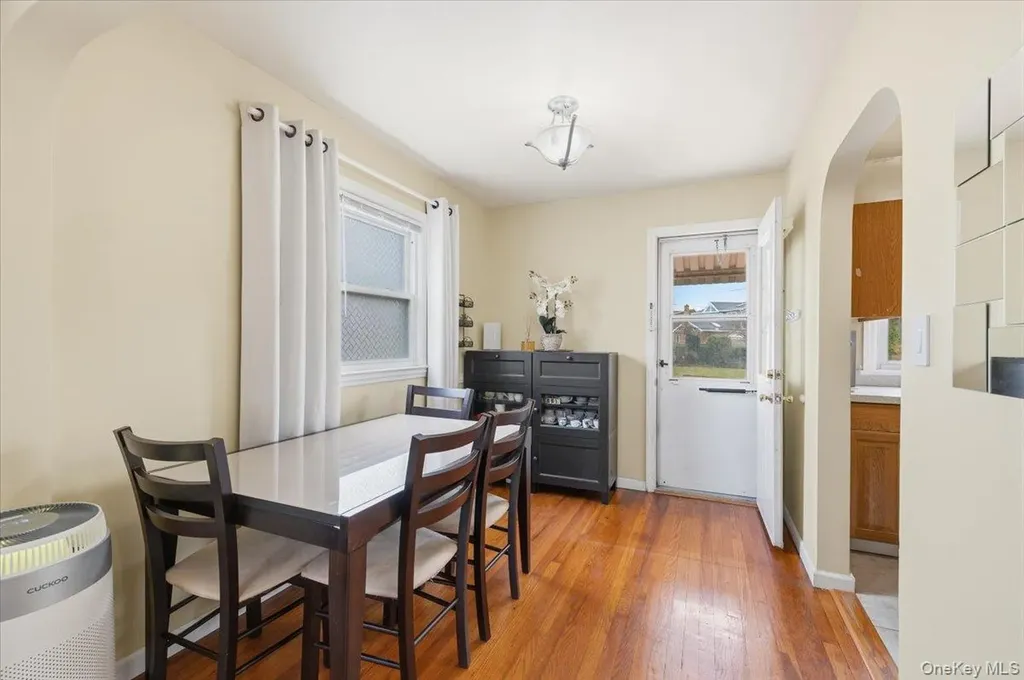 196 William Street Williston Park NY 11596