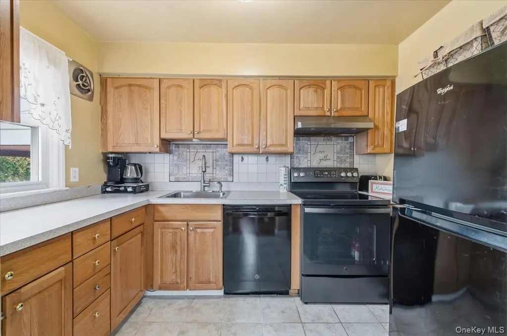 196 William Street Williston Park NY 11596