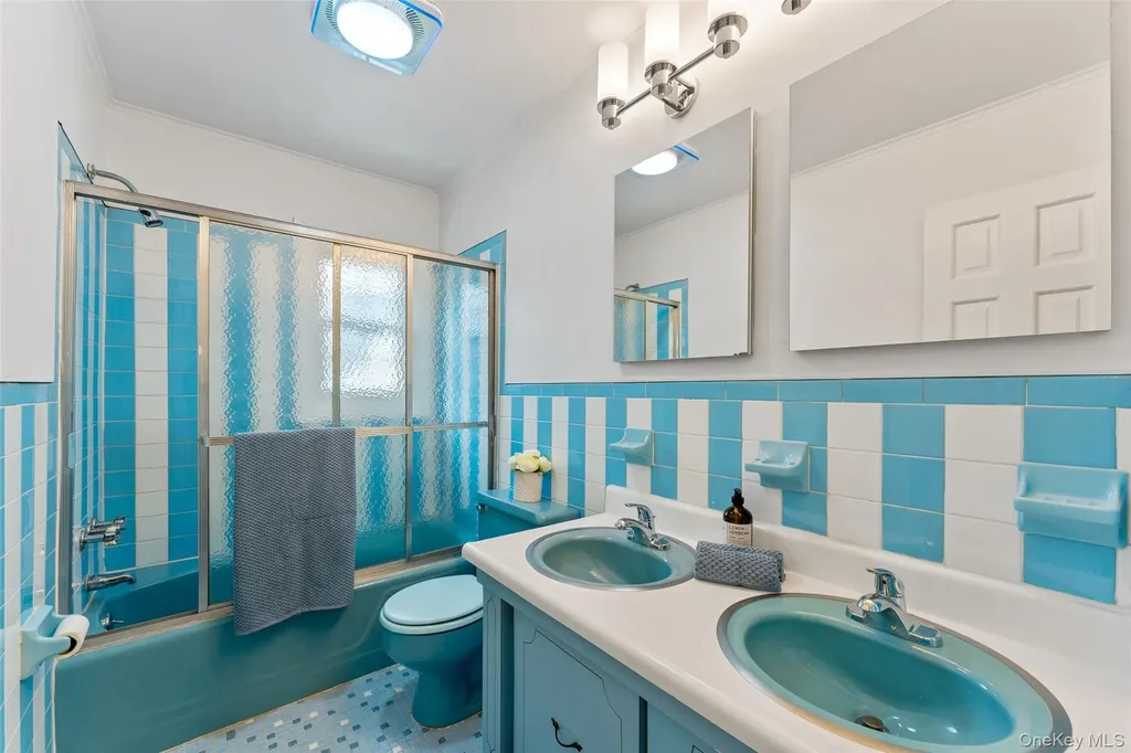 10 Cherry Lane Scarsdale NY 10583