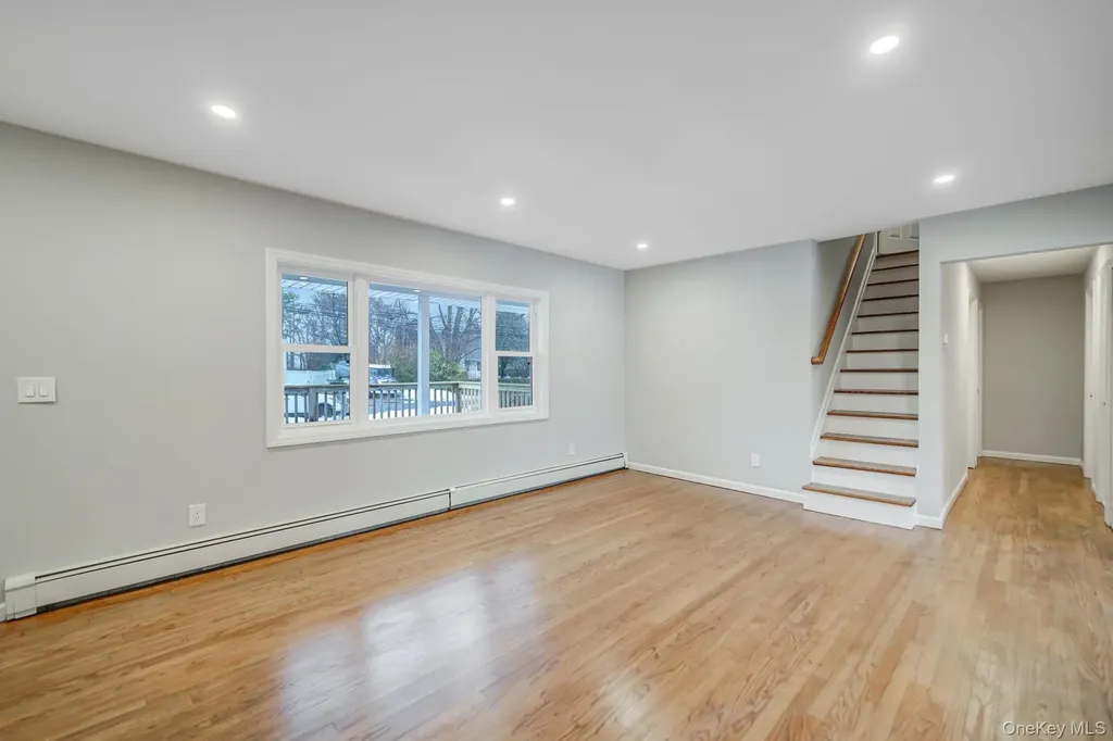 1730 Heckscher Avenue Bay Shore NY 11706