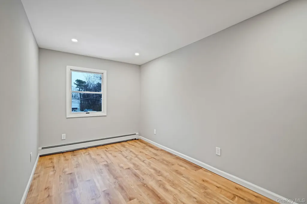 1730 Heckscher Avenue Bay Shore NY 11706