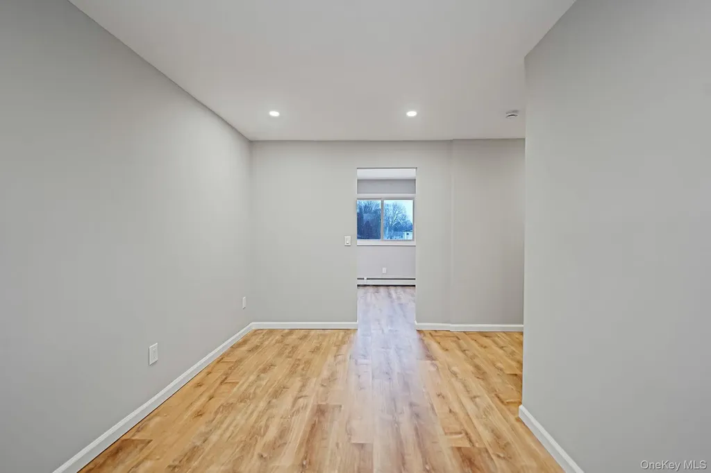 1730 Heckscher Avenue Bay Shore NY 11706