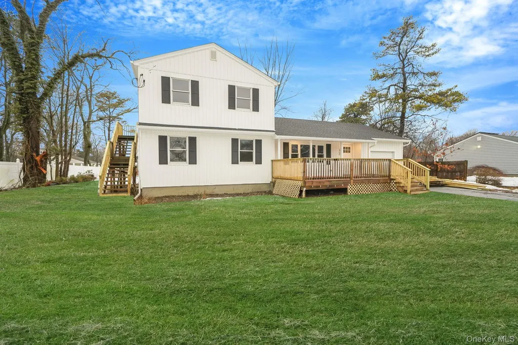 1730 Heckscher Avenue Bay Shore NY 11706