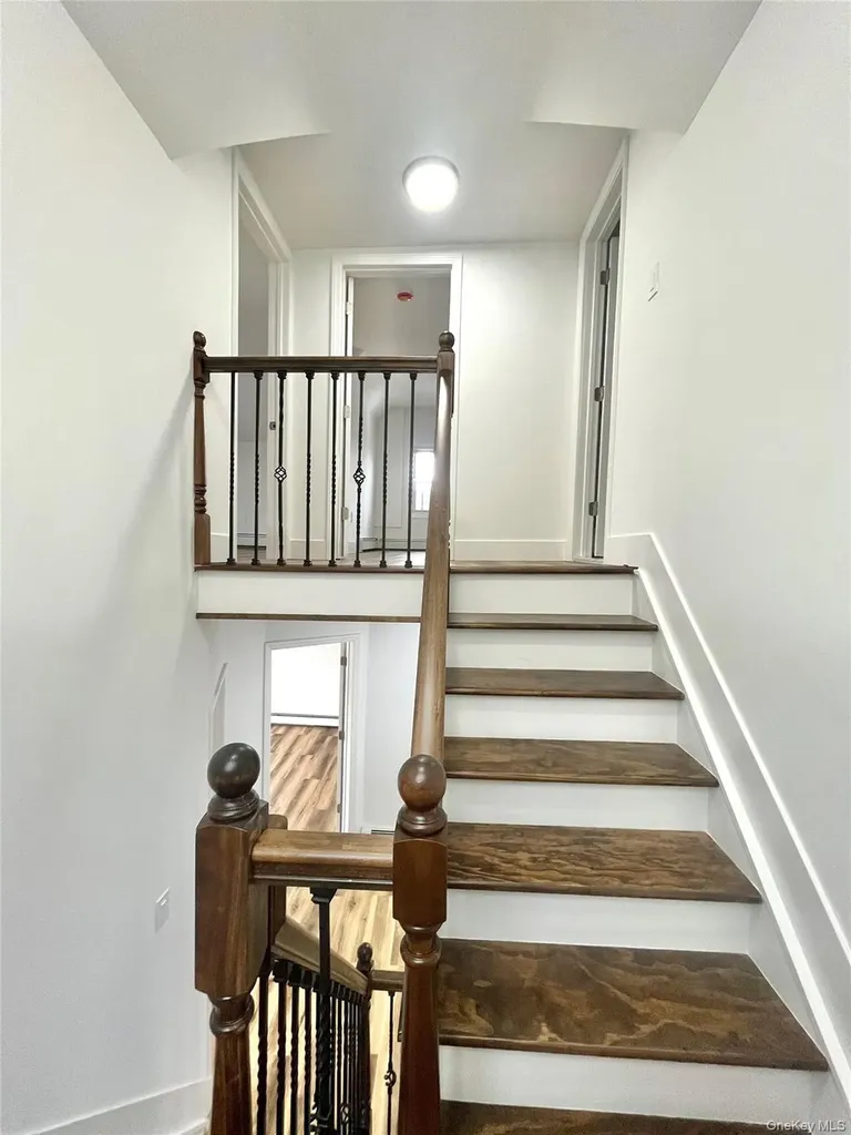 123 Clinton Avenue New Rochelle NY 10801