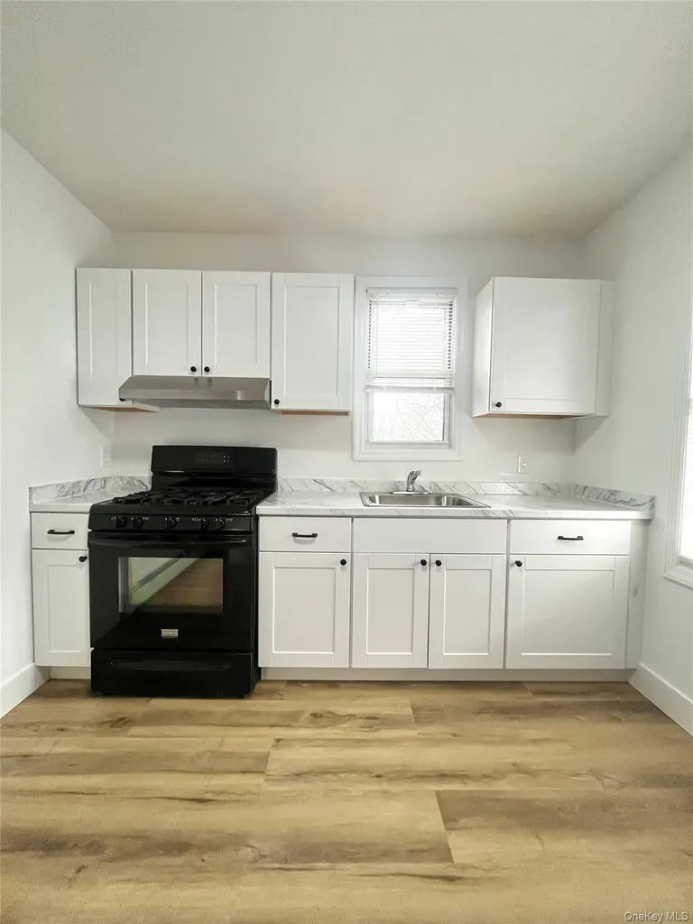 123 Clinton Avenue New Rochelle NY 10801
