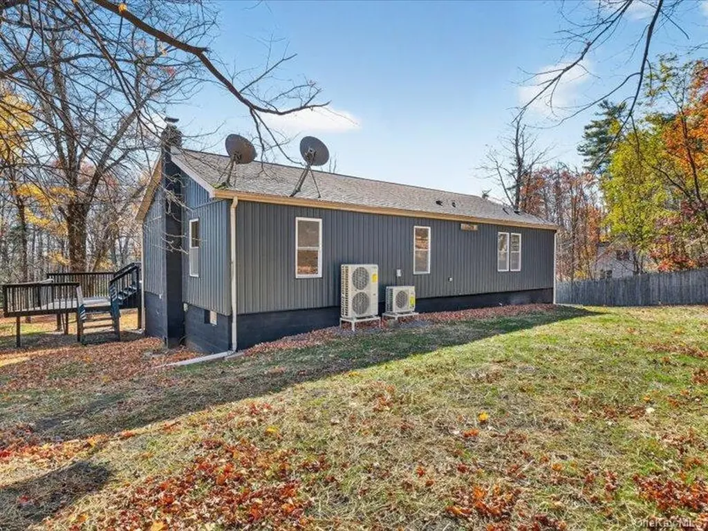 176 Old State Route 28 Glenford NY 12433