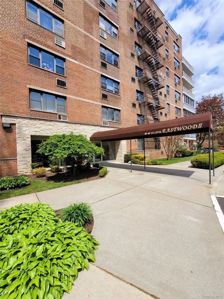89-40 151th Avenue Howard Beach NY 11414