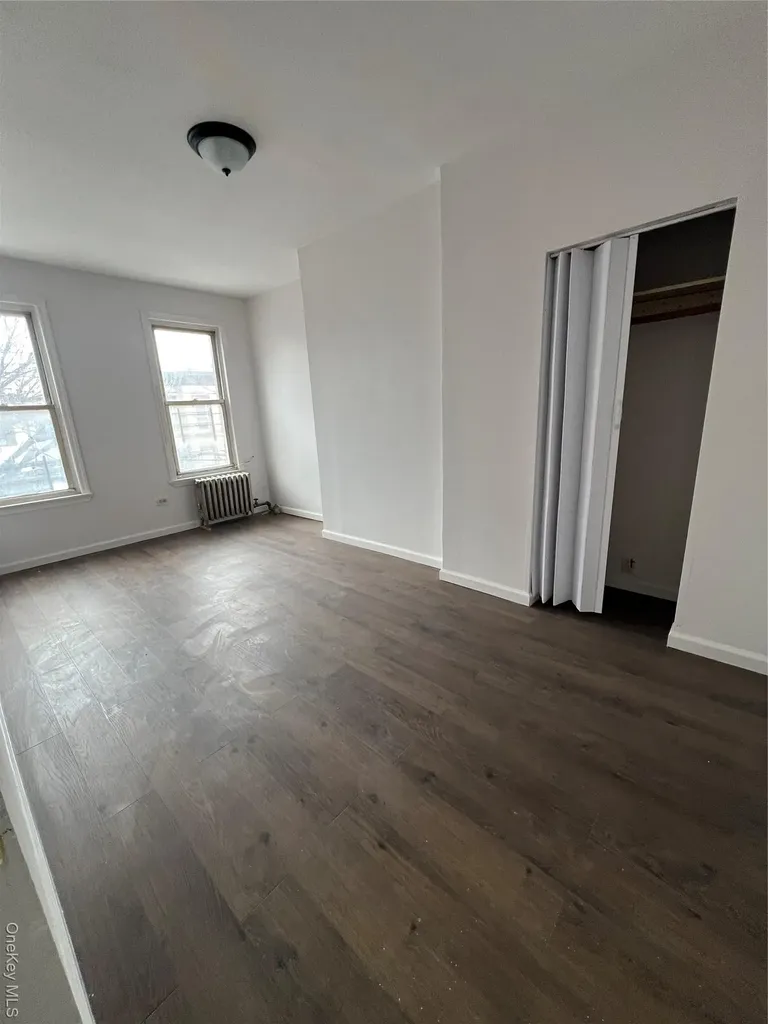 635 Eagle Avenue Bronx NY 10455