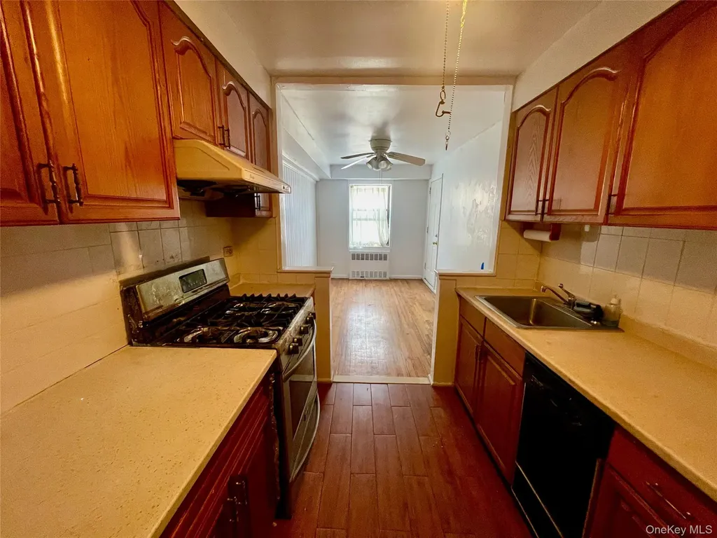 138-15 Franklin Avenue Flushing NY 11355