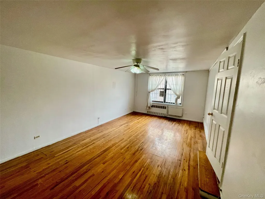 138-15 Franklin Avenue Flushing NY 11355