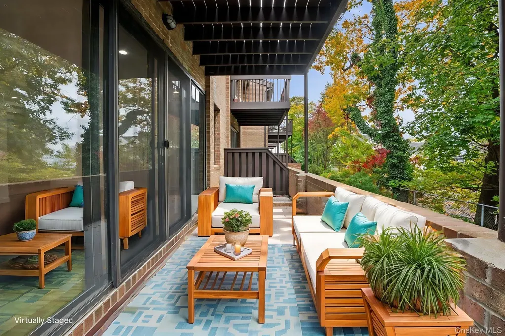 70 Waters Edge Rye NY 10580