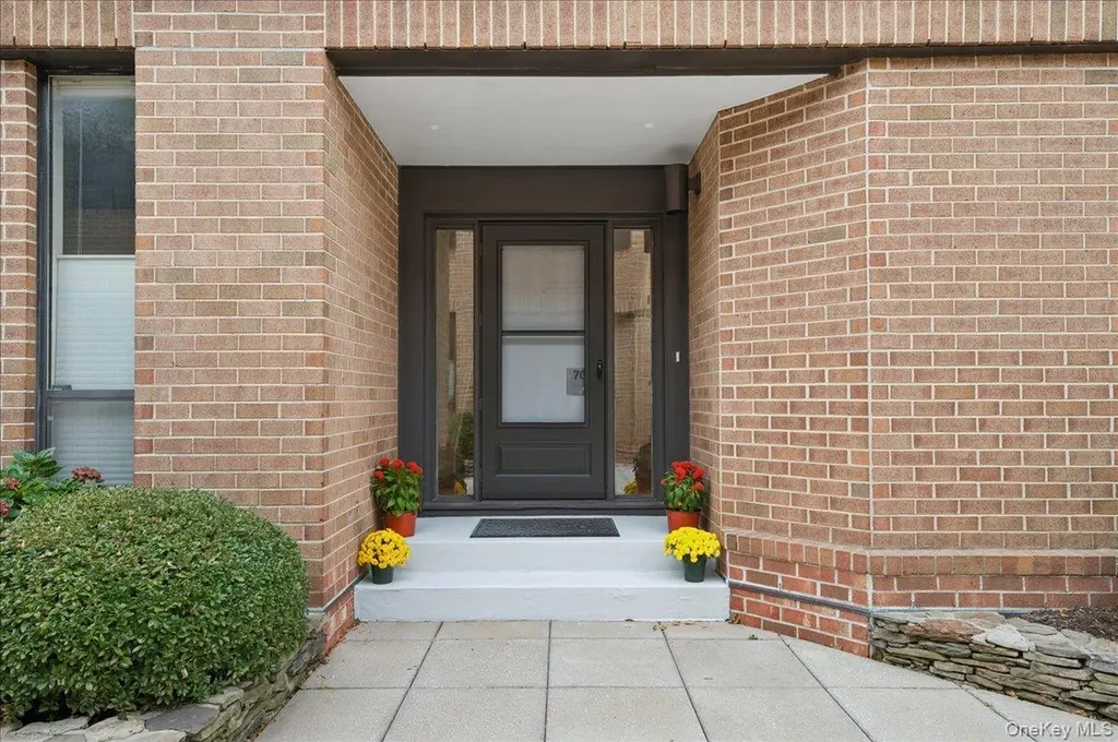 70 Waters Edge Rye NY 10580