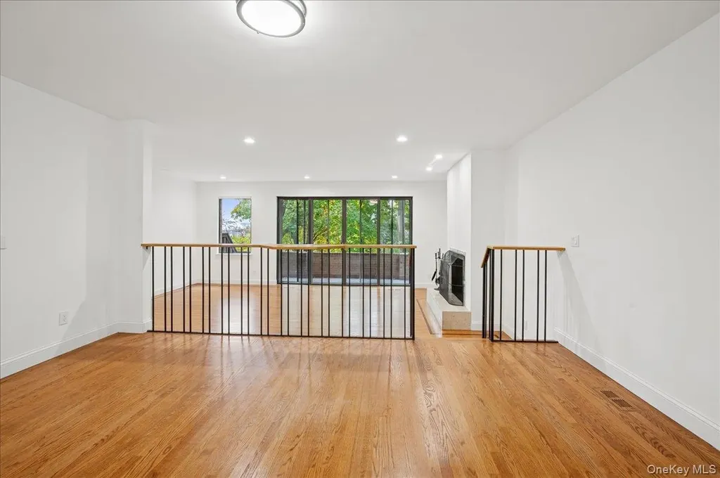 70 Waters Edge Rye NY 10580