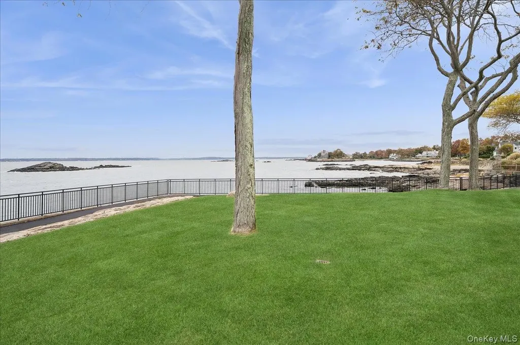 70 Waters Edge Rye NY 10580