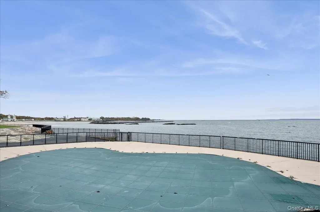 70 Waters Edge Rye NY 10580