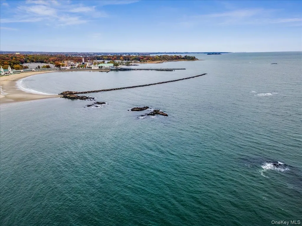 70 Waters Edge Rye NY 10580