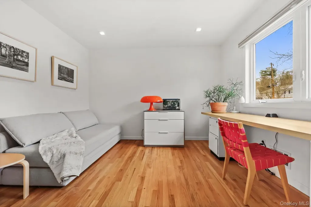 6 Jason Lane Mamaroneck NY 10543