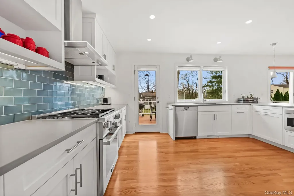 6 Jason Lane Mamaroneck NY 10543