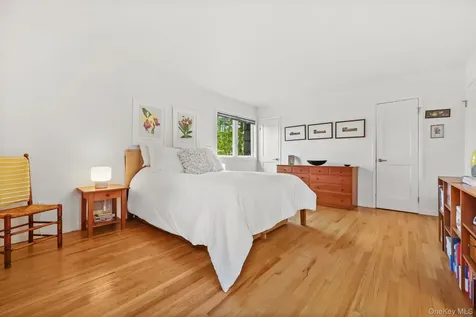 6 Jason Lane Mamaroneck NY 10543