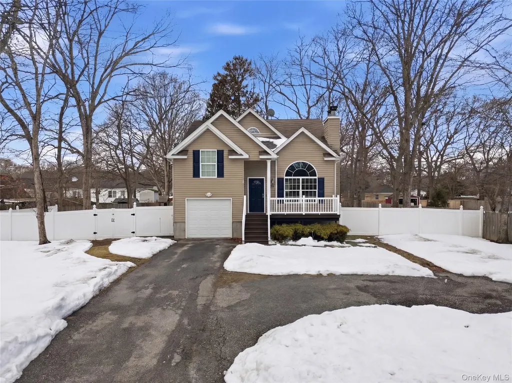 131 Forrest Avenue Shirley NY 11967