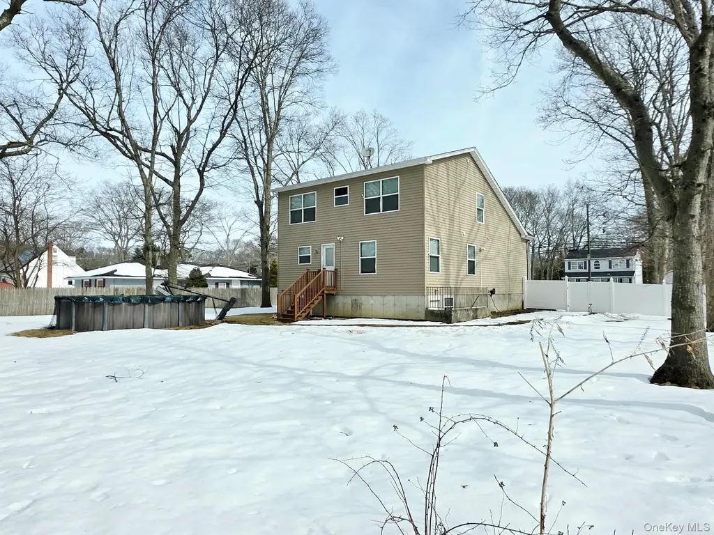 131 Forrest Avenue Shirley NY 11967