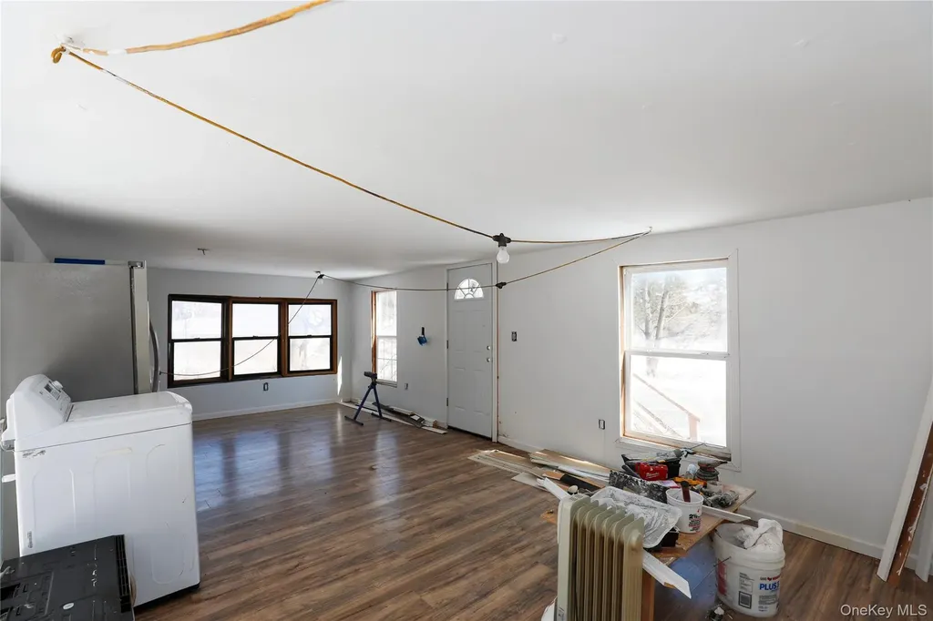 654 Broadway Esopus NY 12429