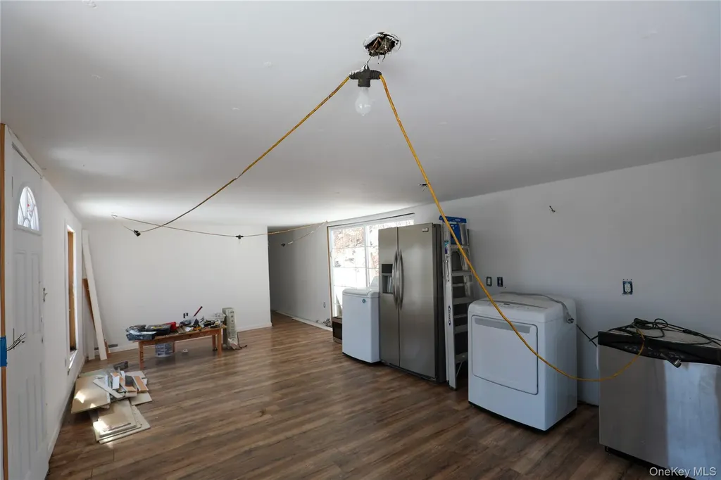 654 Broadway Esopus NY 12429